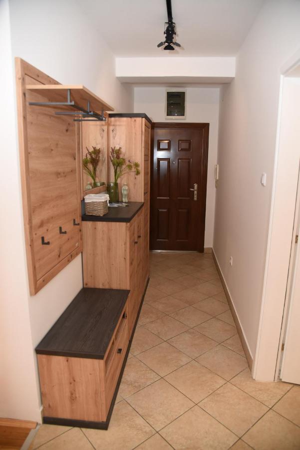 Garden Apartment - Oaza U Centru Grada Novi Sad Ngoại thất bức ảnh